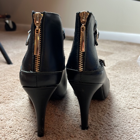 Vintage Booties - Picture 3 of 9